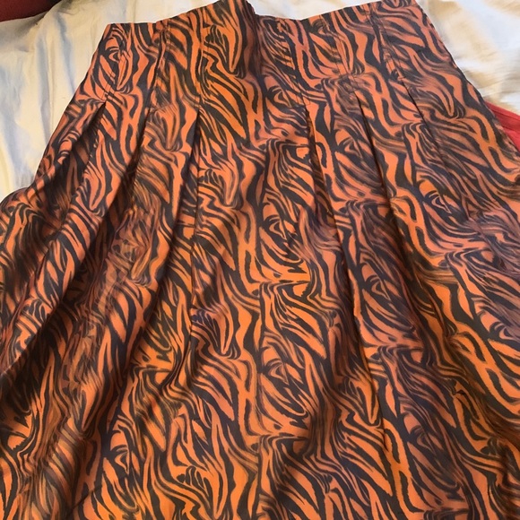 Zebra Print Pleated Skirt - Picture 2 of 6